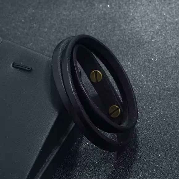 Mans Leather Wrap Bracelet 8” - Picture 3 of 7